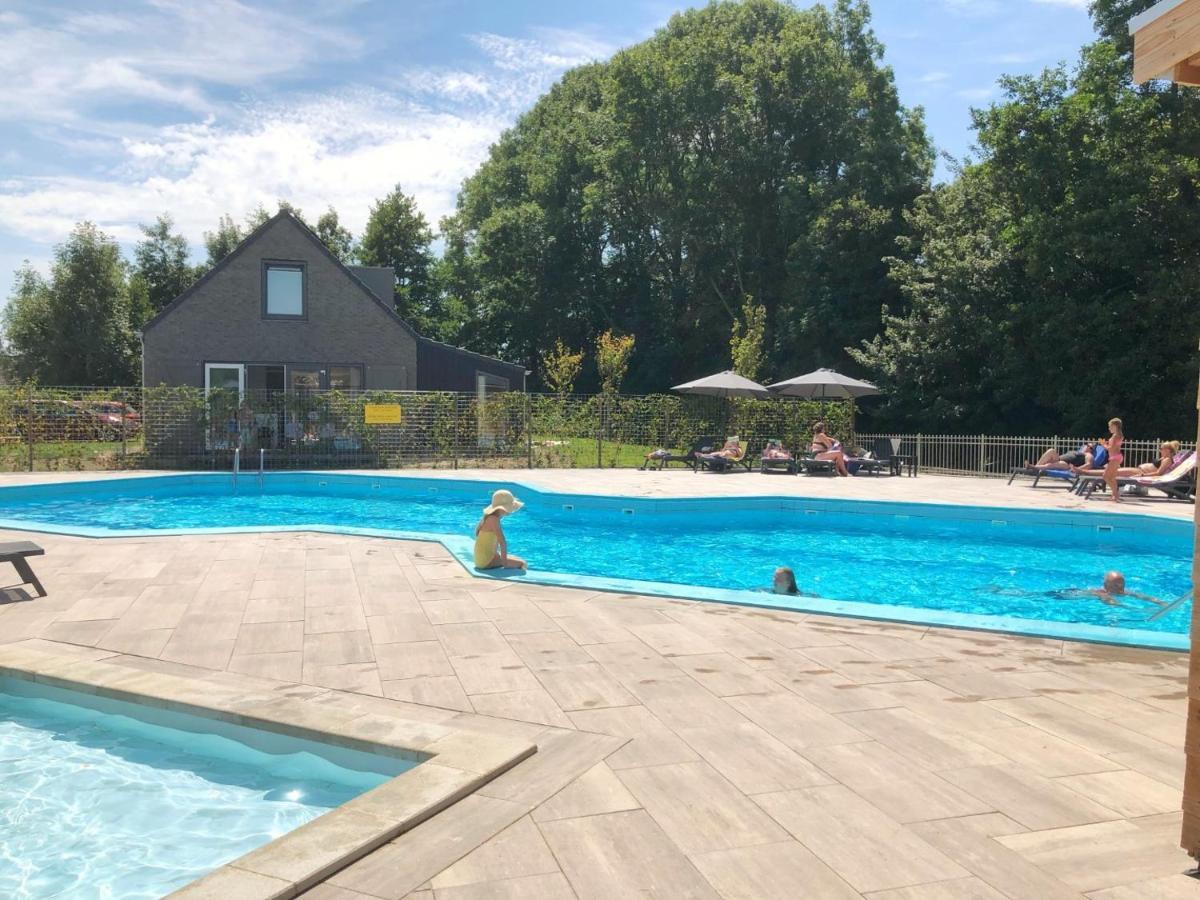 Chalet 536 Op Recreatiepark De Wielen Синт-Мартен Экстерьер фото
